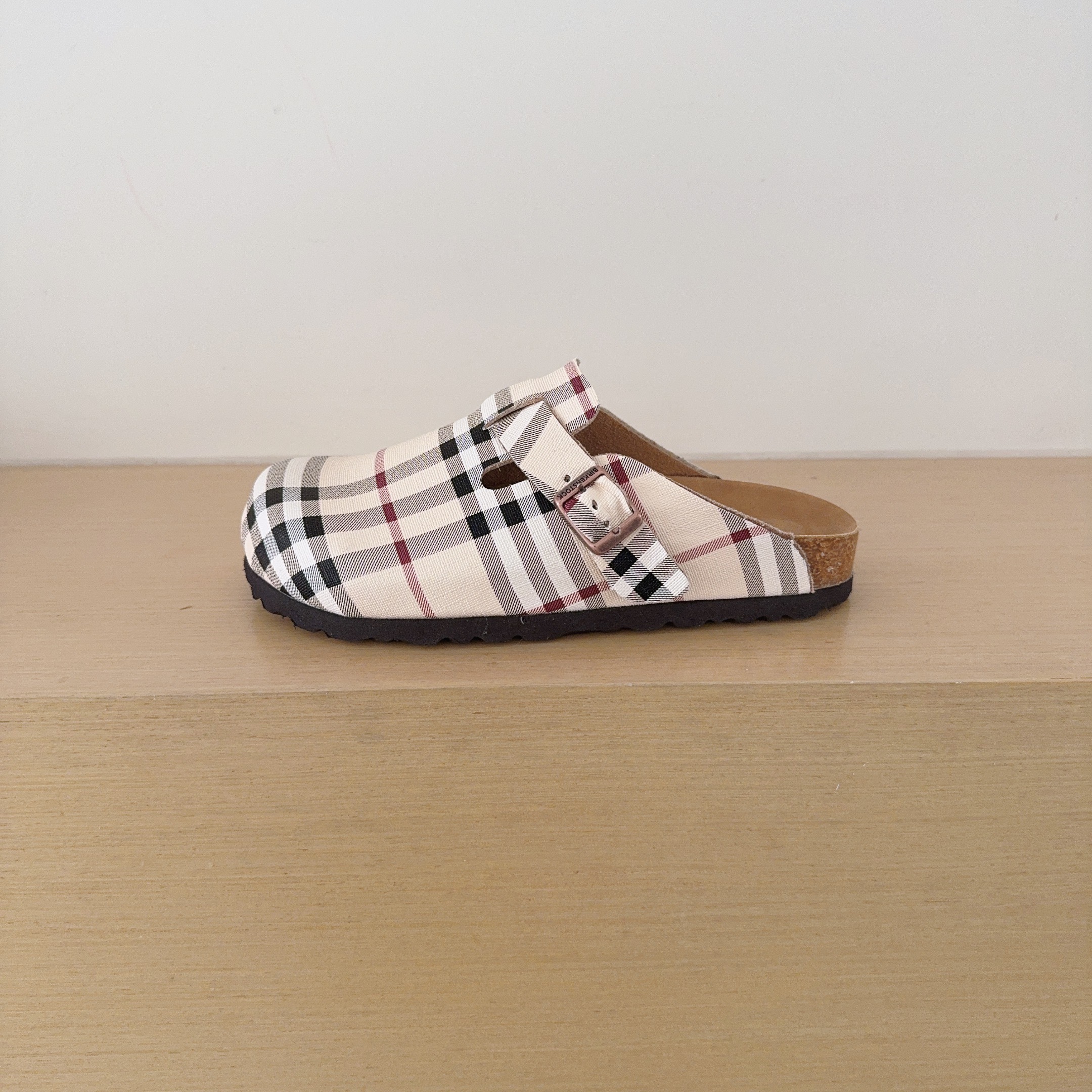 UGG Kids FF Check Birken-Style Clogs Adult And Kids