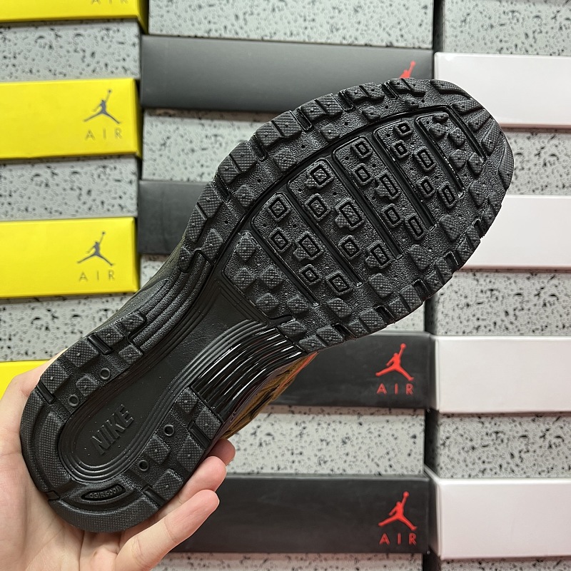 Nike P-6000