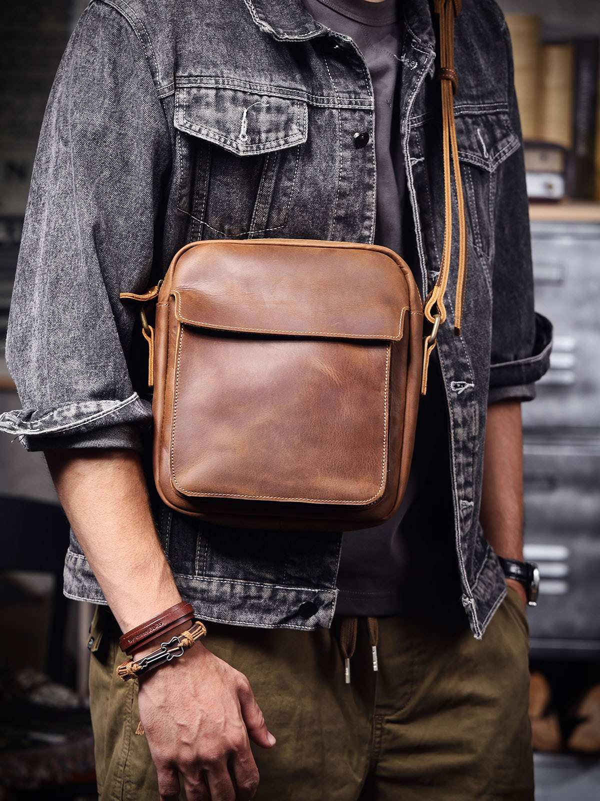 Vintage Square Leather Crossbody Bag - Compact Utility for the Urban Explorer