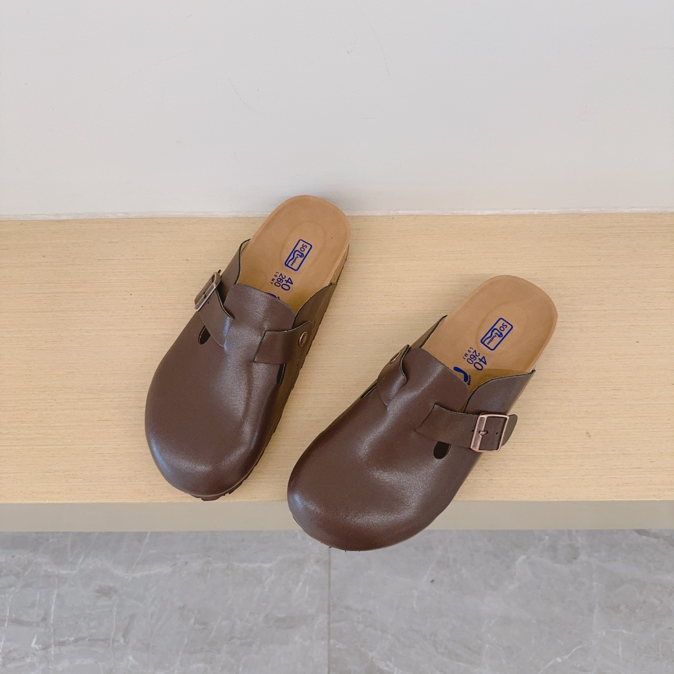 UGG Kids Matte And Gloss Series Birken-Style Clogs Adult And Kids