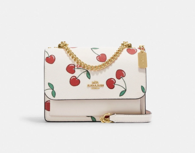 COAthtCH Classic handbags