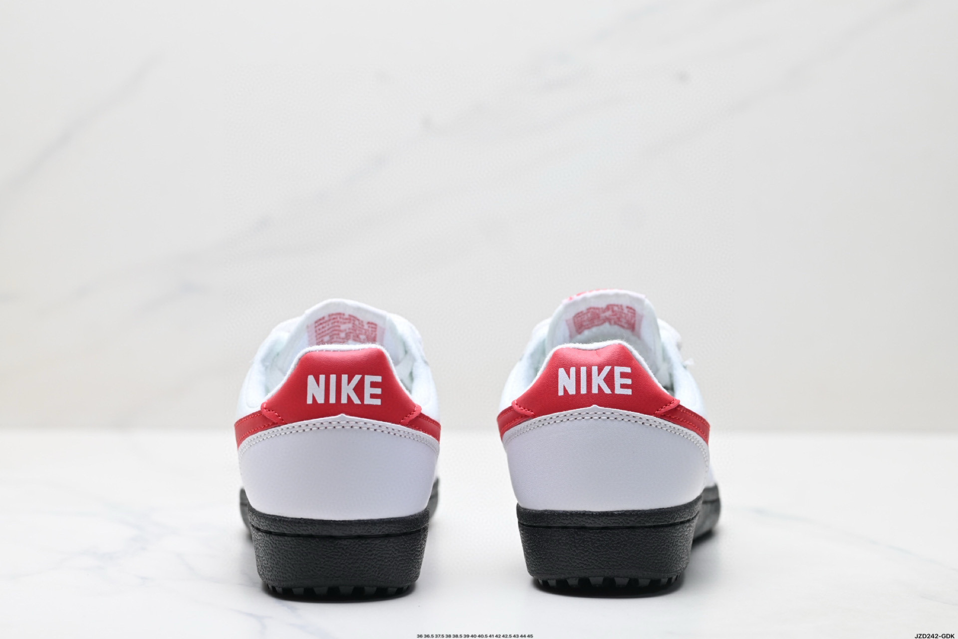 Nike Field General 82