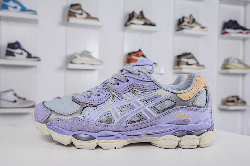 ASICS Running Shoes product
