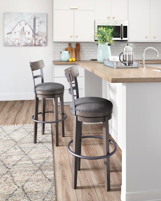 Valebeck / Pinnadel / Caitbrook Swivel Bar Stool