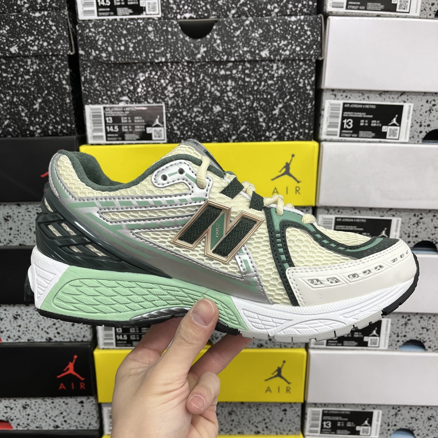 New Balance 1906 Sneakers detail 1