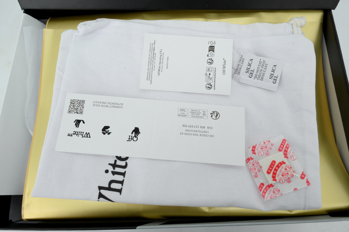 Off-White Be Right Back Powder Red Blue white OMIA295S 26FAB005 7626