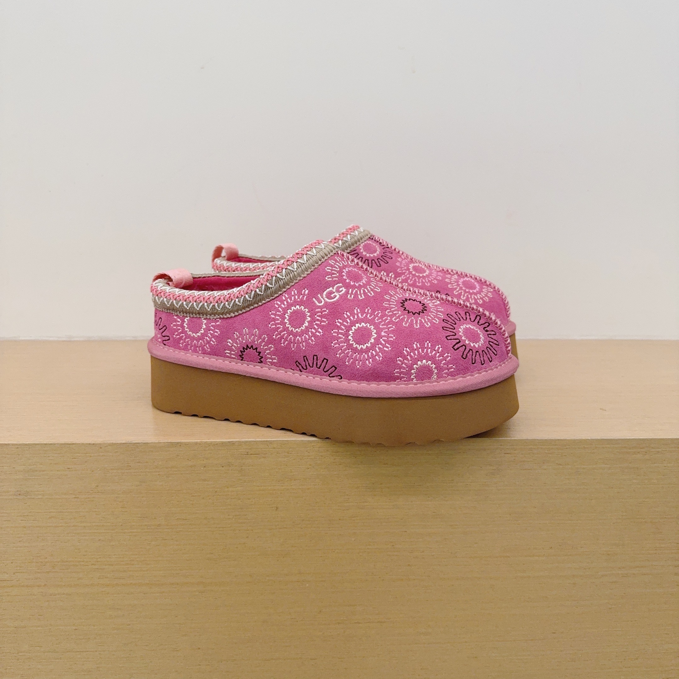 Embroidered Sun Platform
