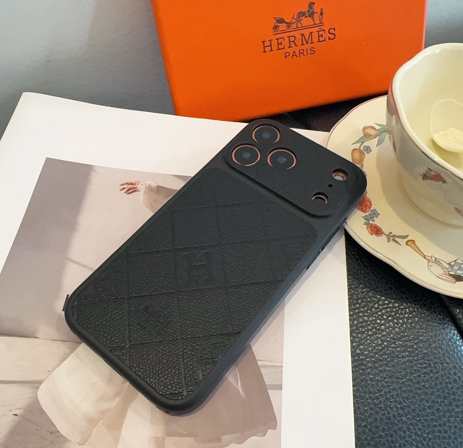Hermès Style Embossed Leather Texture Full Cover Phone Case