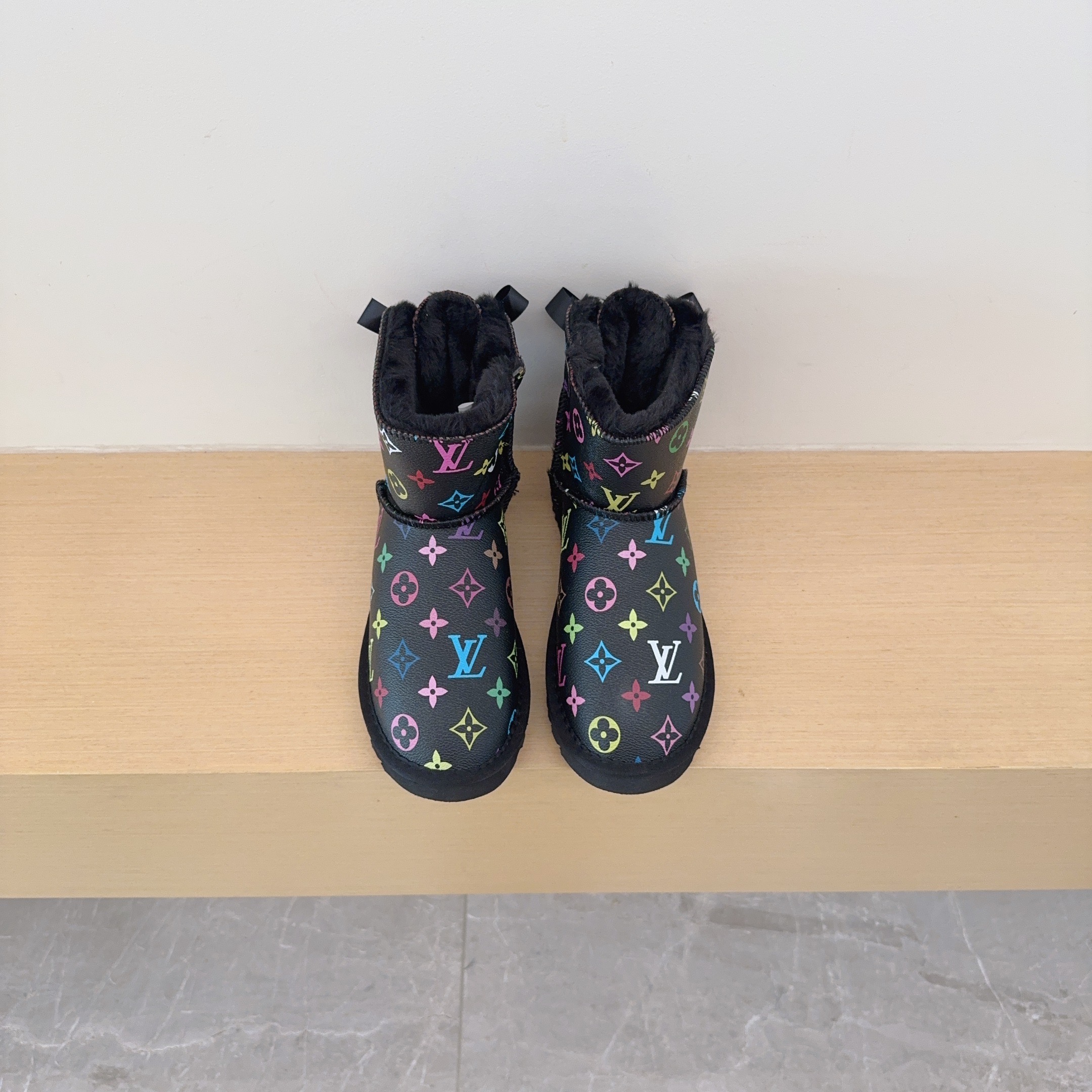 UGG Kids Collaboration Single Ribbon