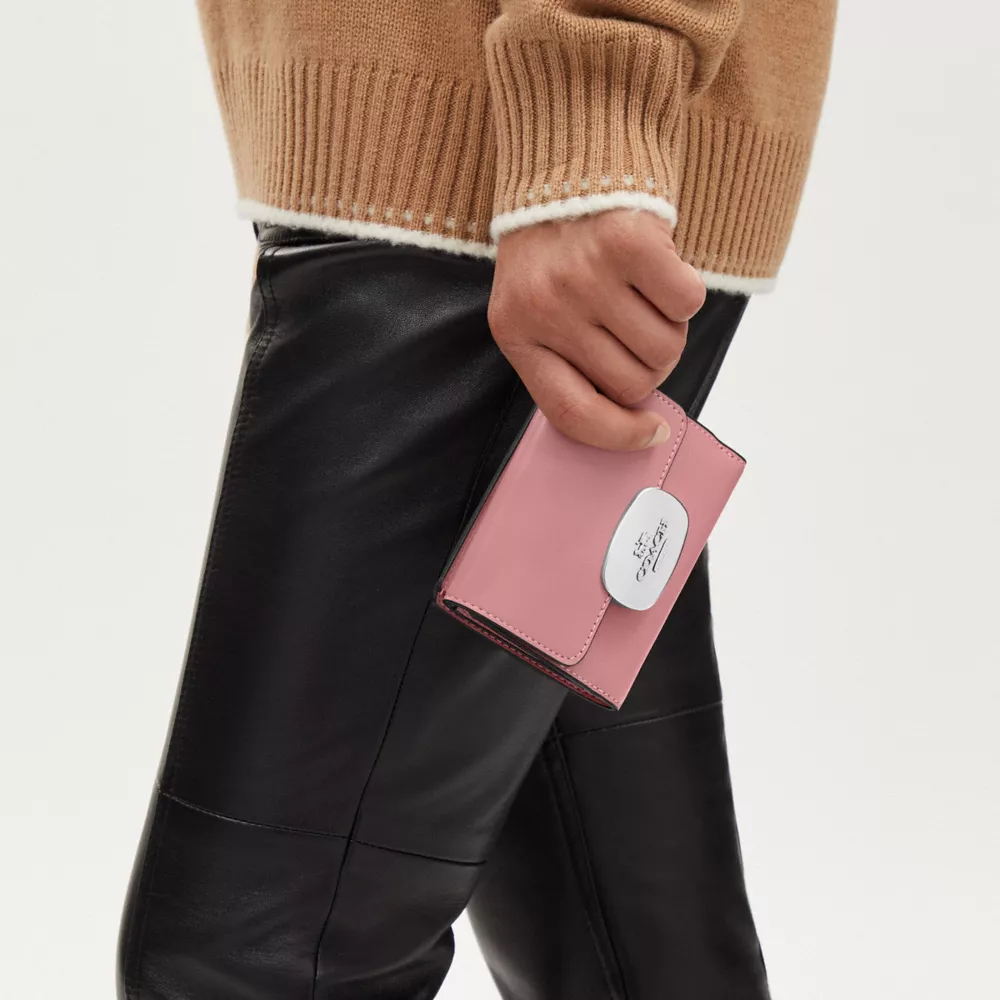 COAthtCH Classic Wallet