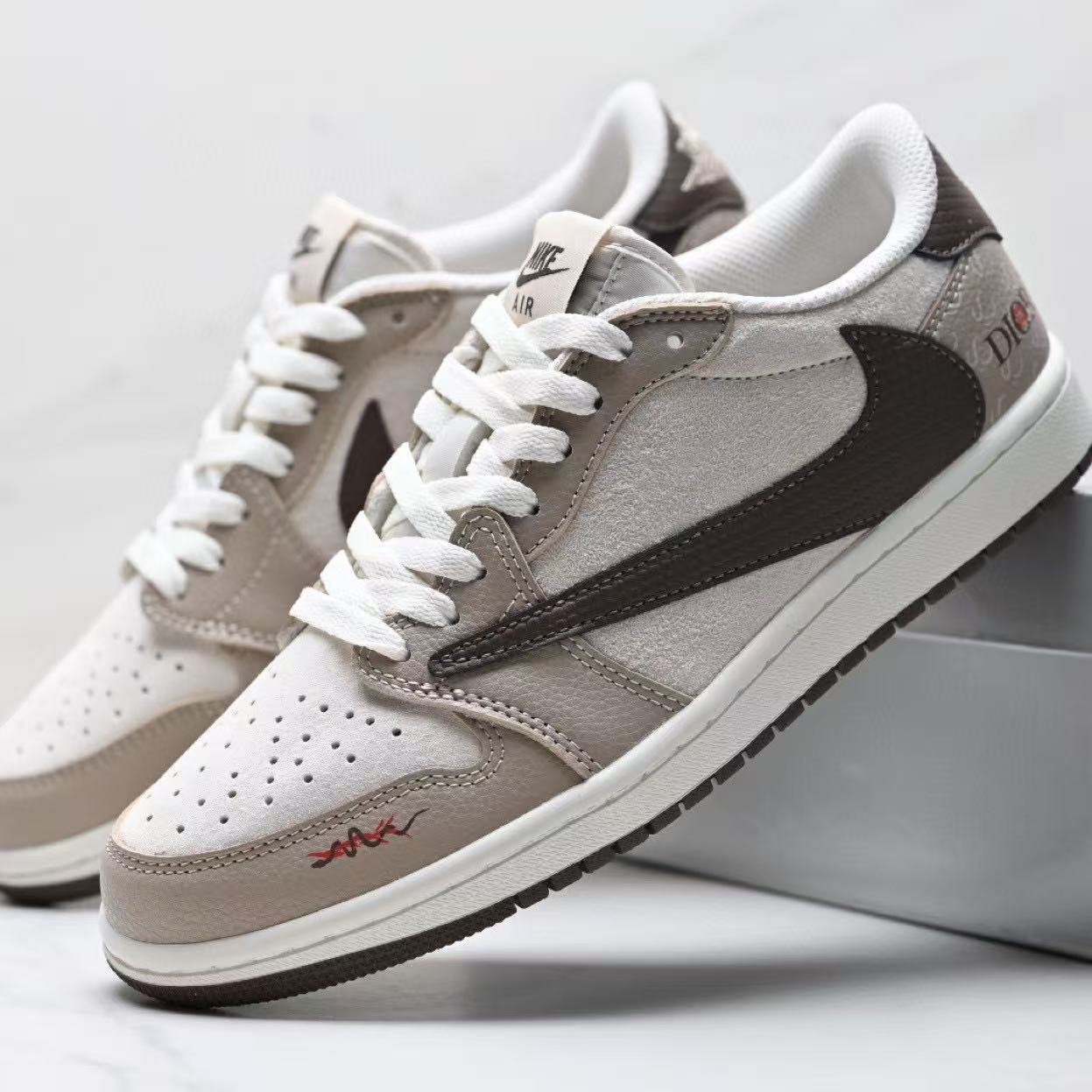 Nike-Kids AJ1