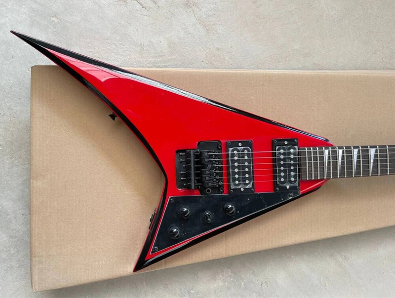 Flyoung Red Electric Guitar with Rosewood Fretboard, Tremoloolo Bridge