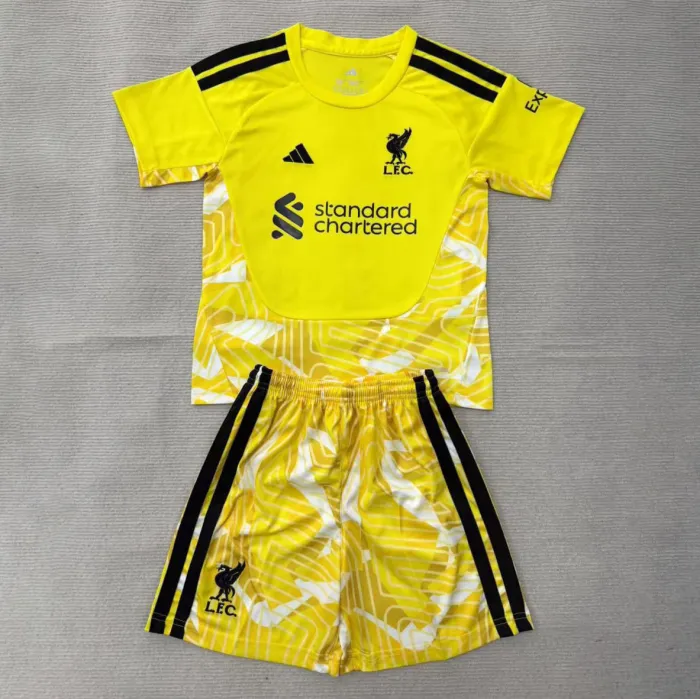 Liverpool Yellow Goalkeeper Suit 26/27