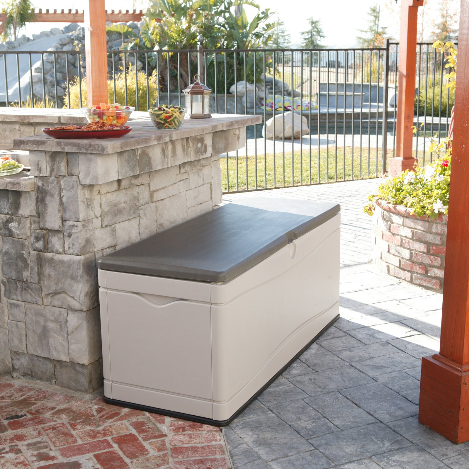 Lifetime 130 Gallons Gallon Water Resistant Plastic Lockable
