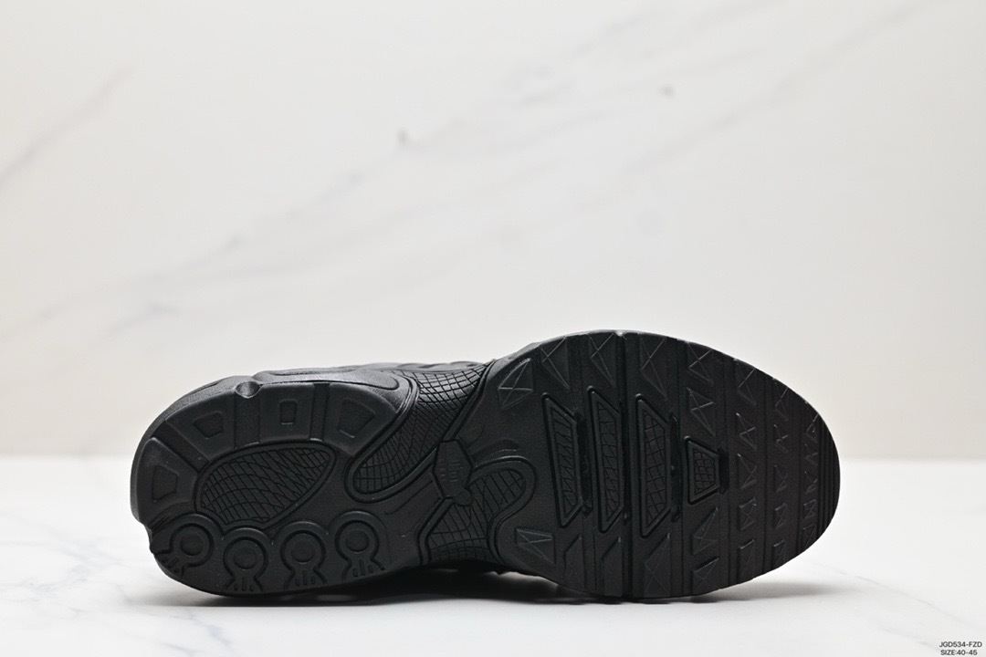 Air Max Plus Drift 46
