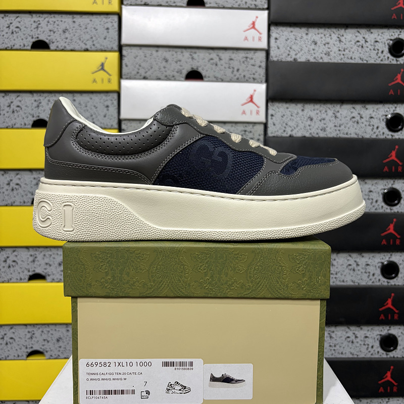 Gucci Chunky Gray Blue