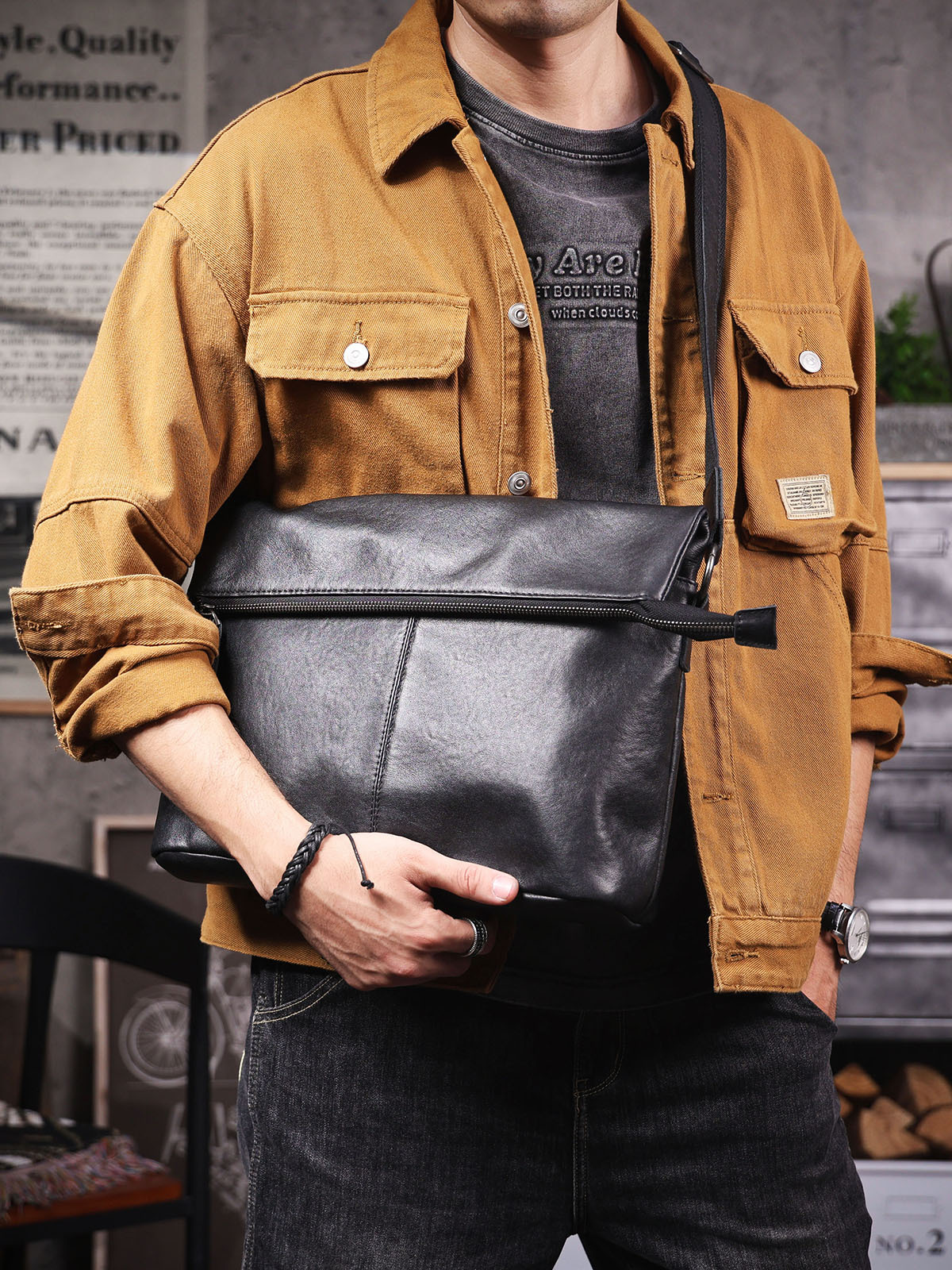 Modern Minimalist Leather Crossbody Bag - Sleek Utility for the Urban Professional