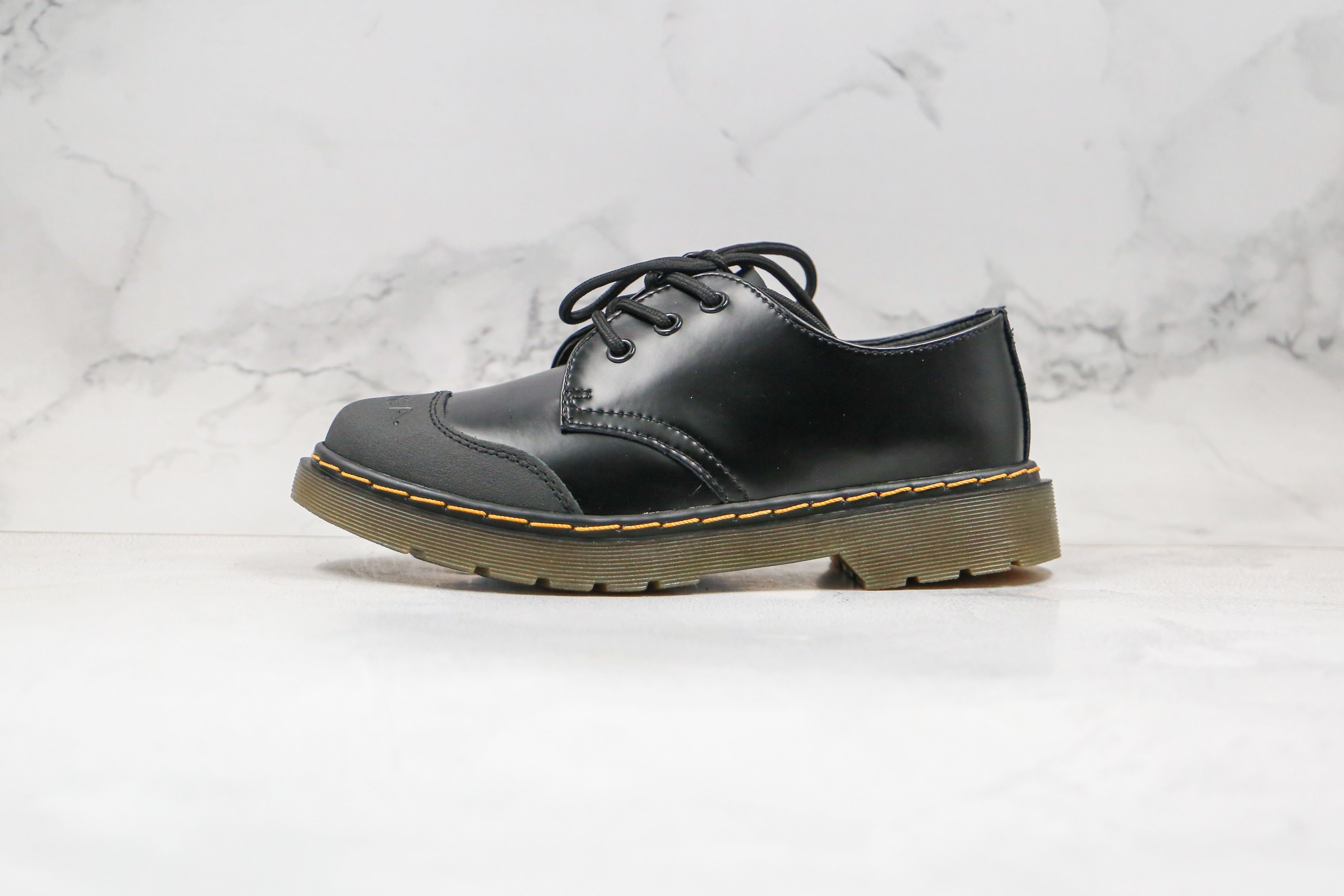 Dr. Martens 1461 Bodega Oxford Shoes
