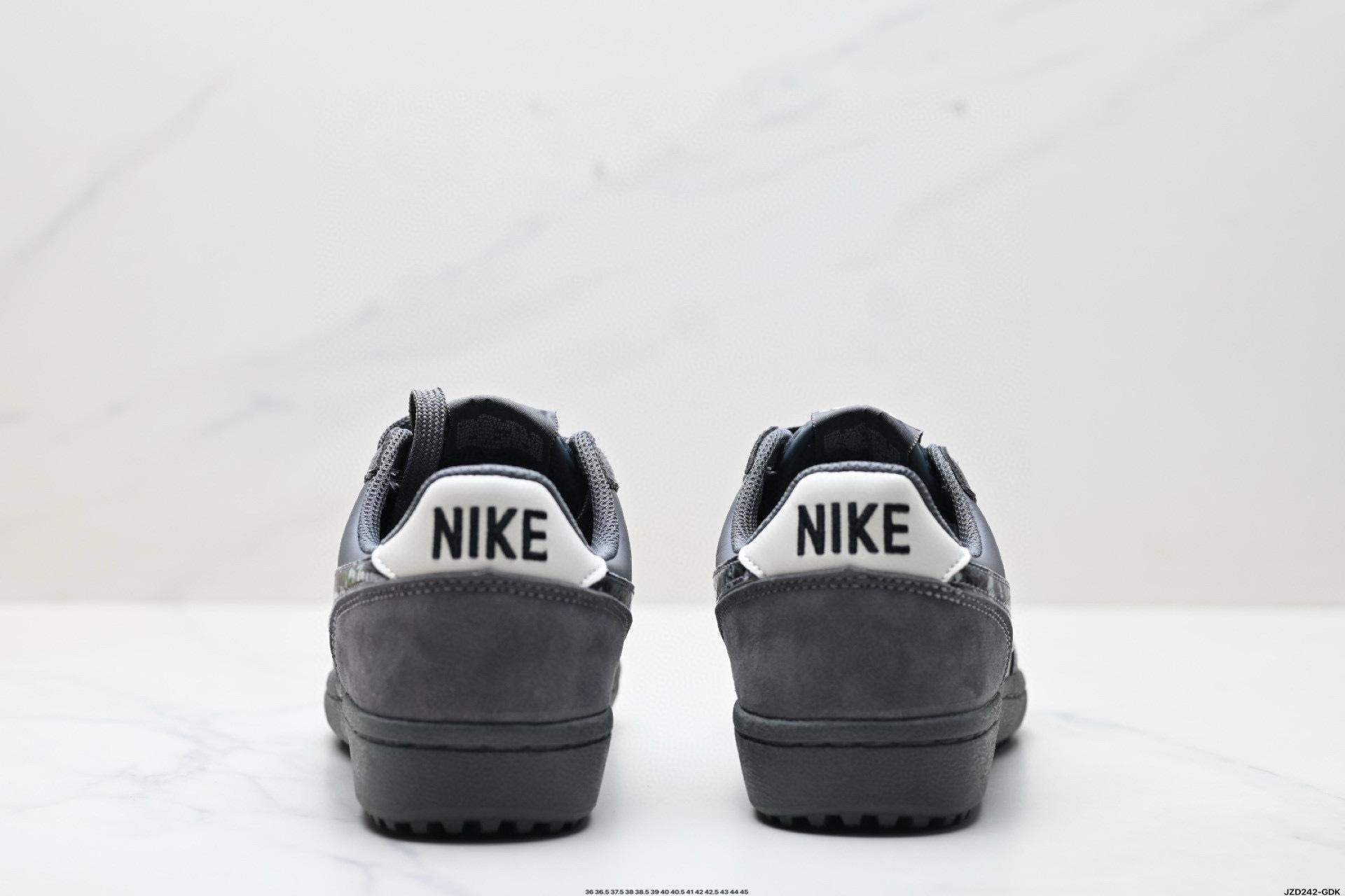 Nike Field General 82