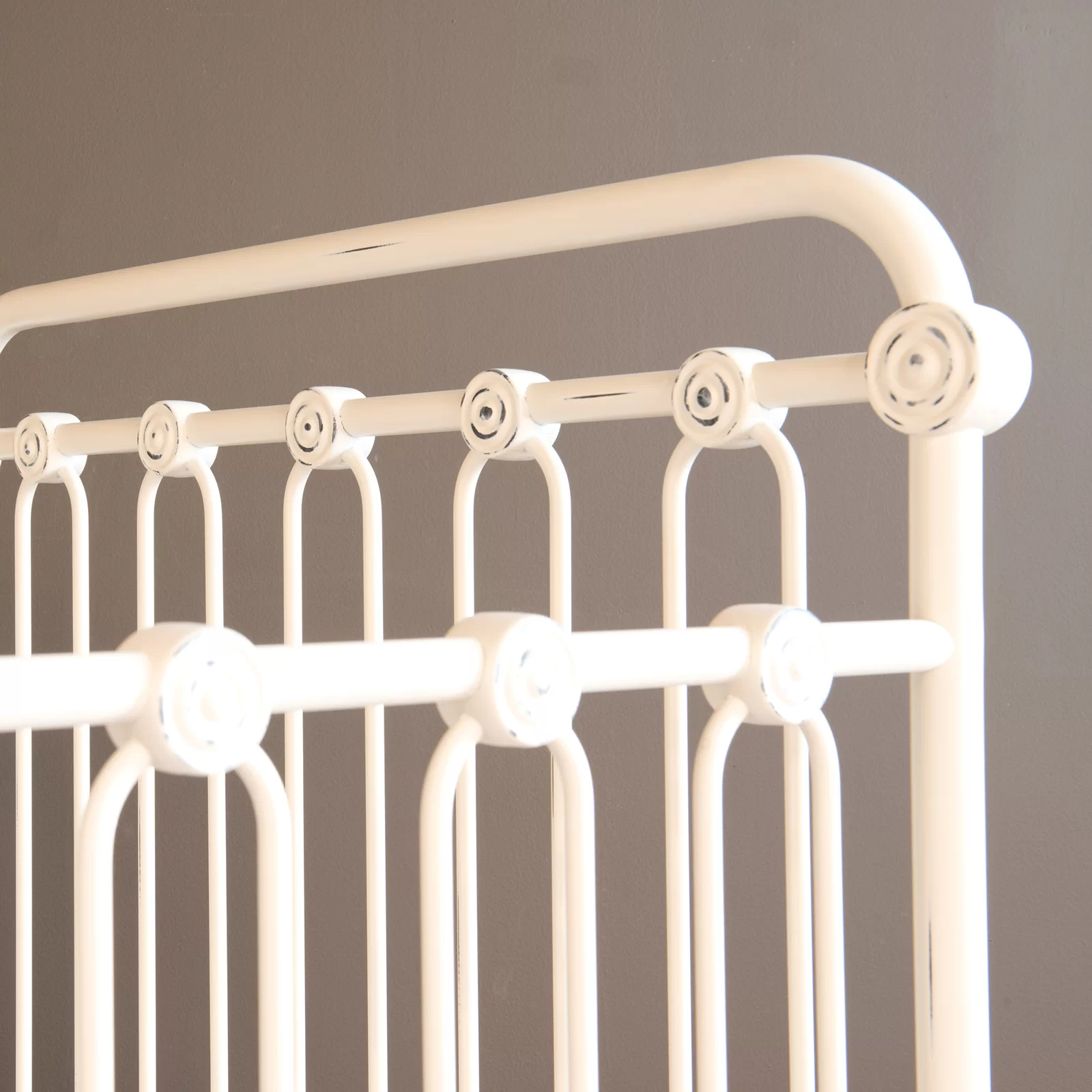 Joy 3-in-1 Convertible Crib