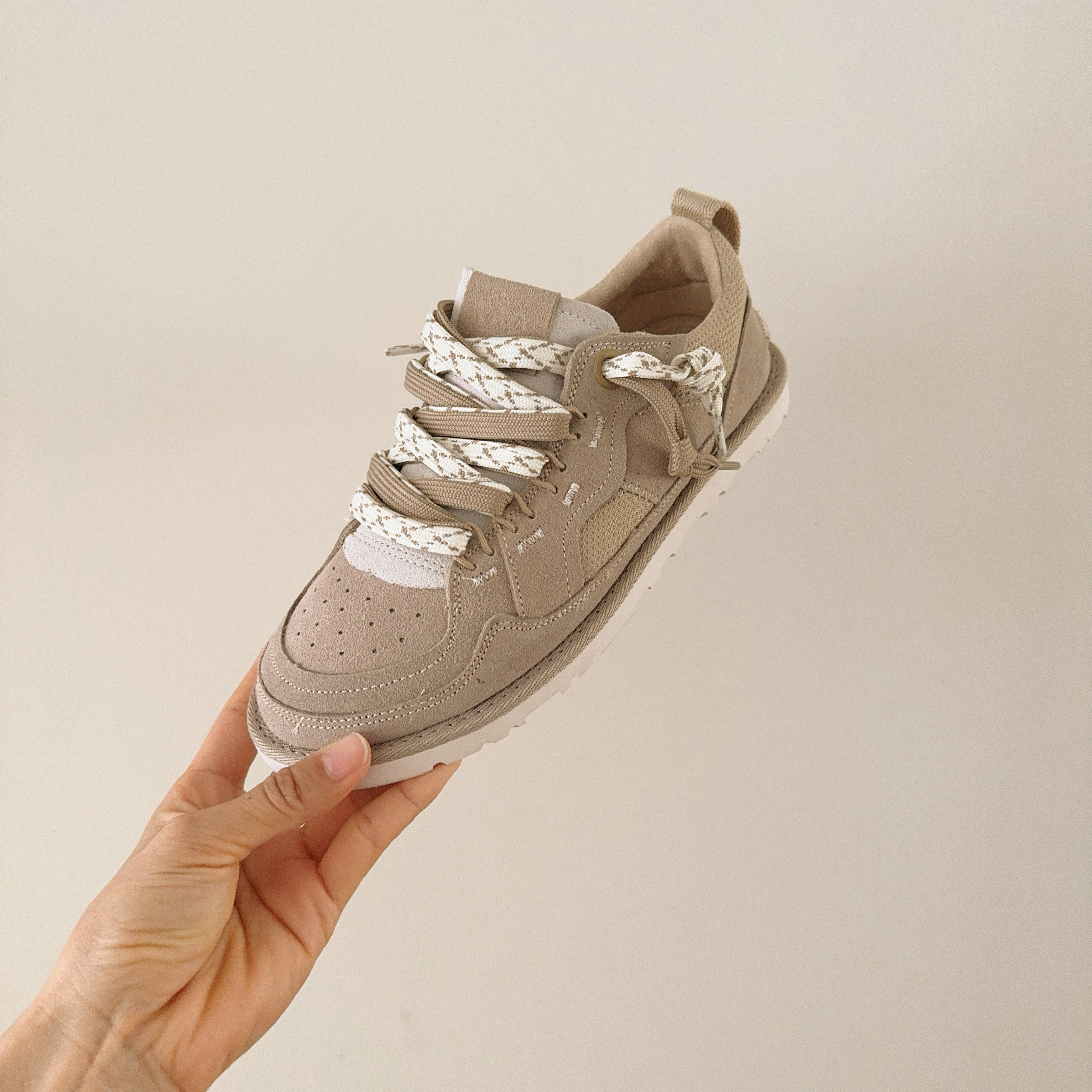 UGG Footwear Style 077