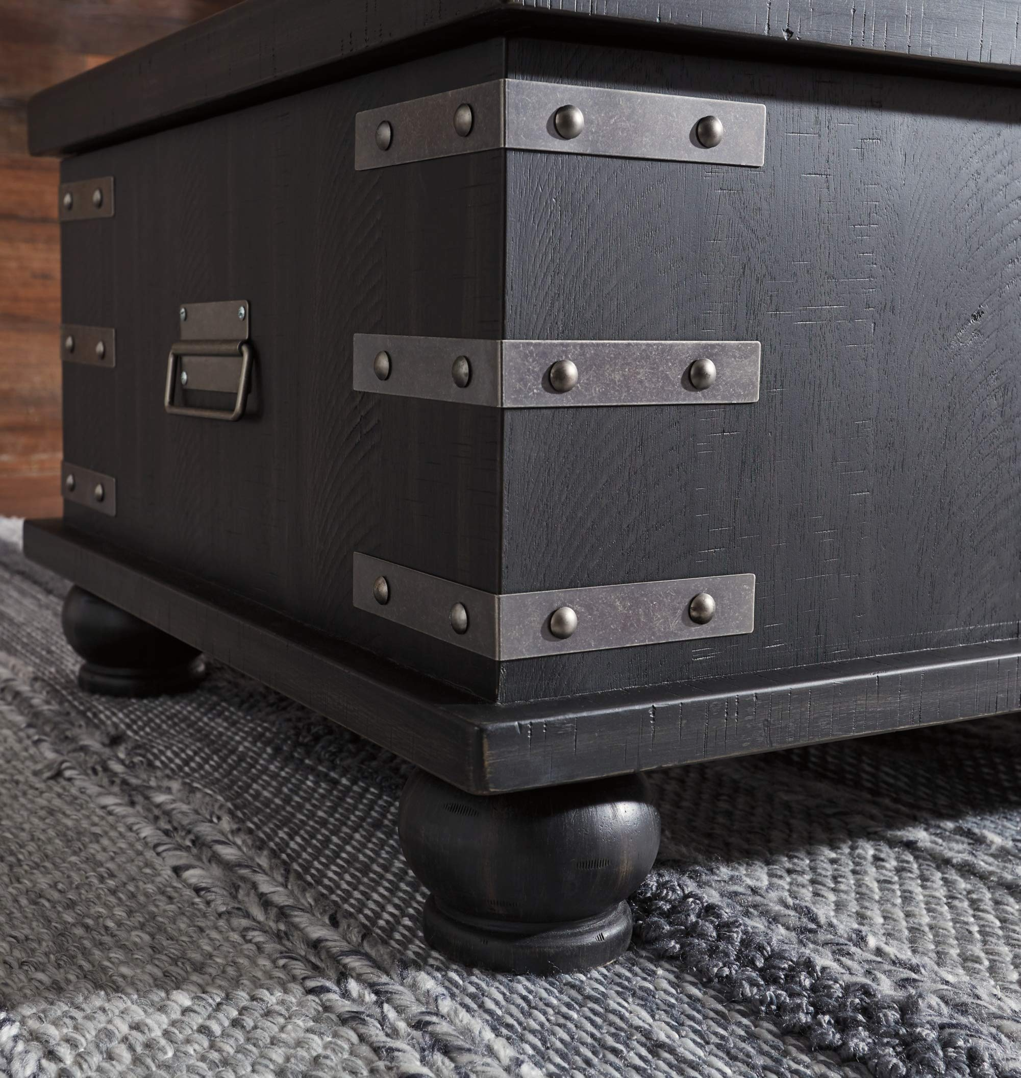 Delmar Modern Farmhouse Lift Top Coffee Tables, Black