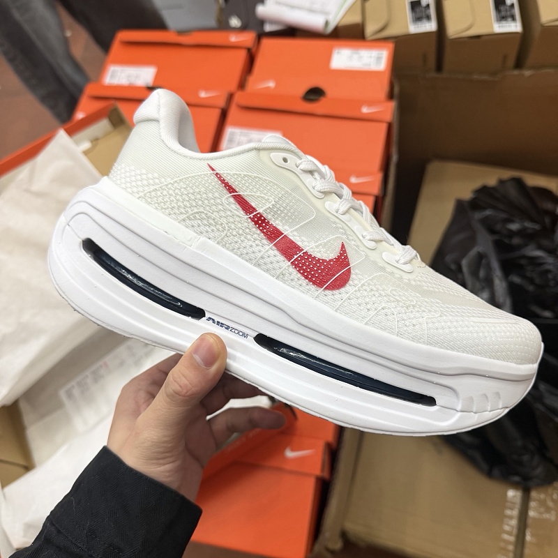 Nike Vomero Premium
