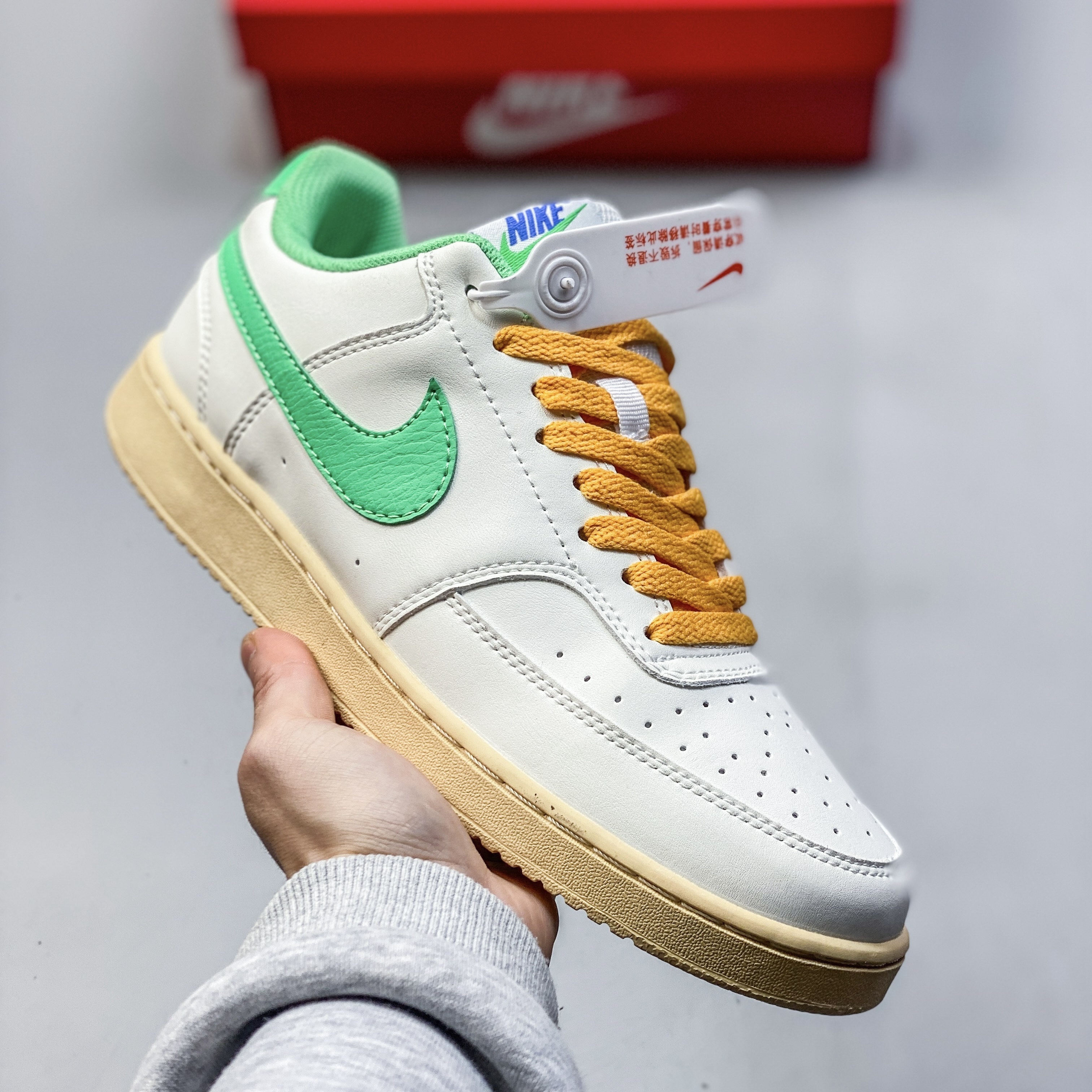 Nike Court Vision Low
