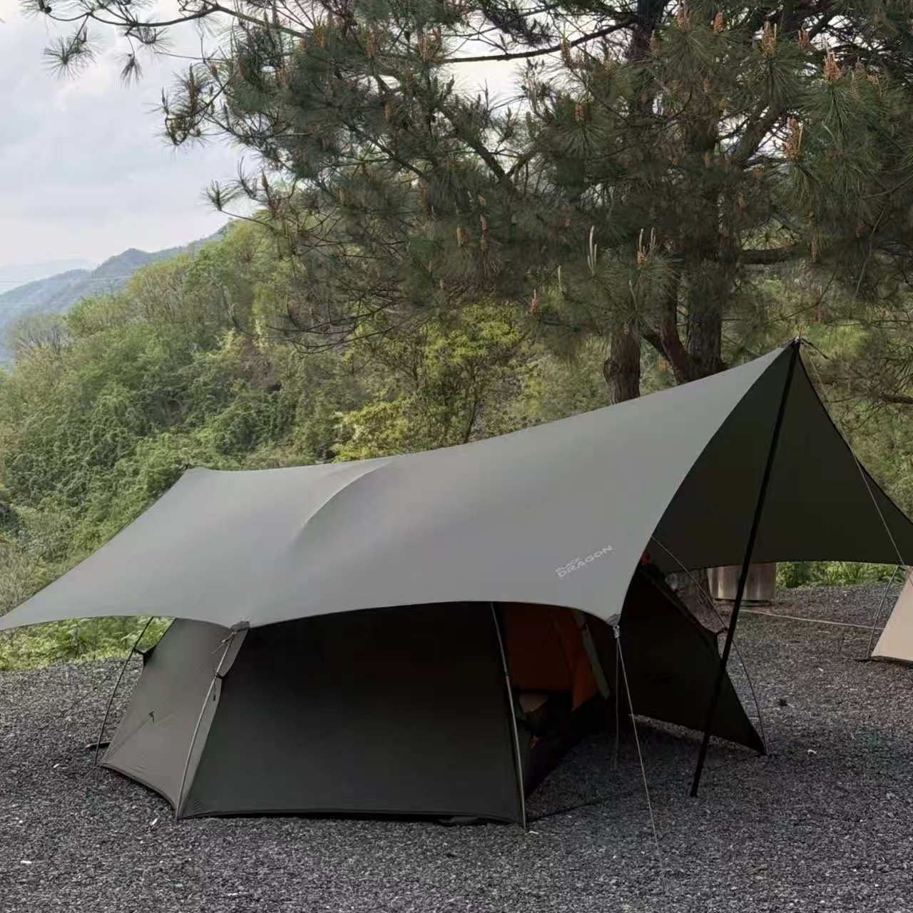 BLACK DRAGON Stars and Moon Lightweight Camping Tent