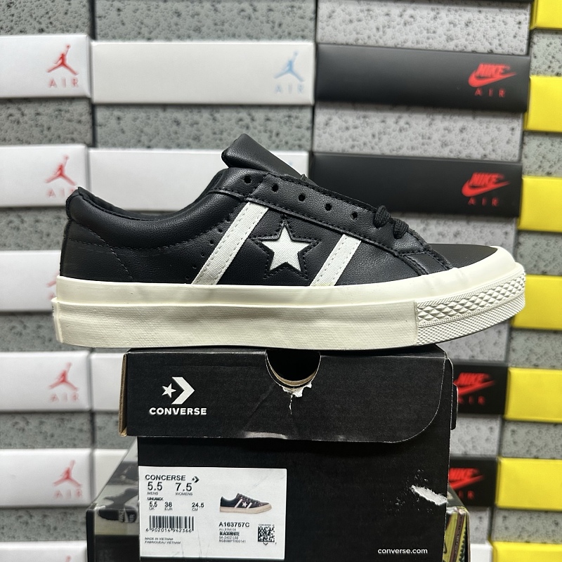 Converse Black Star Classic