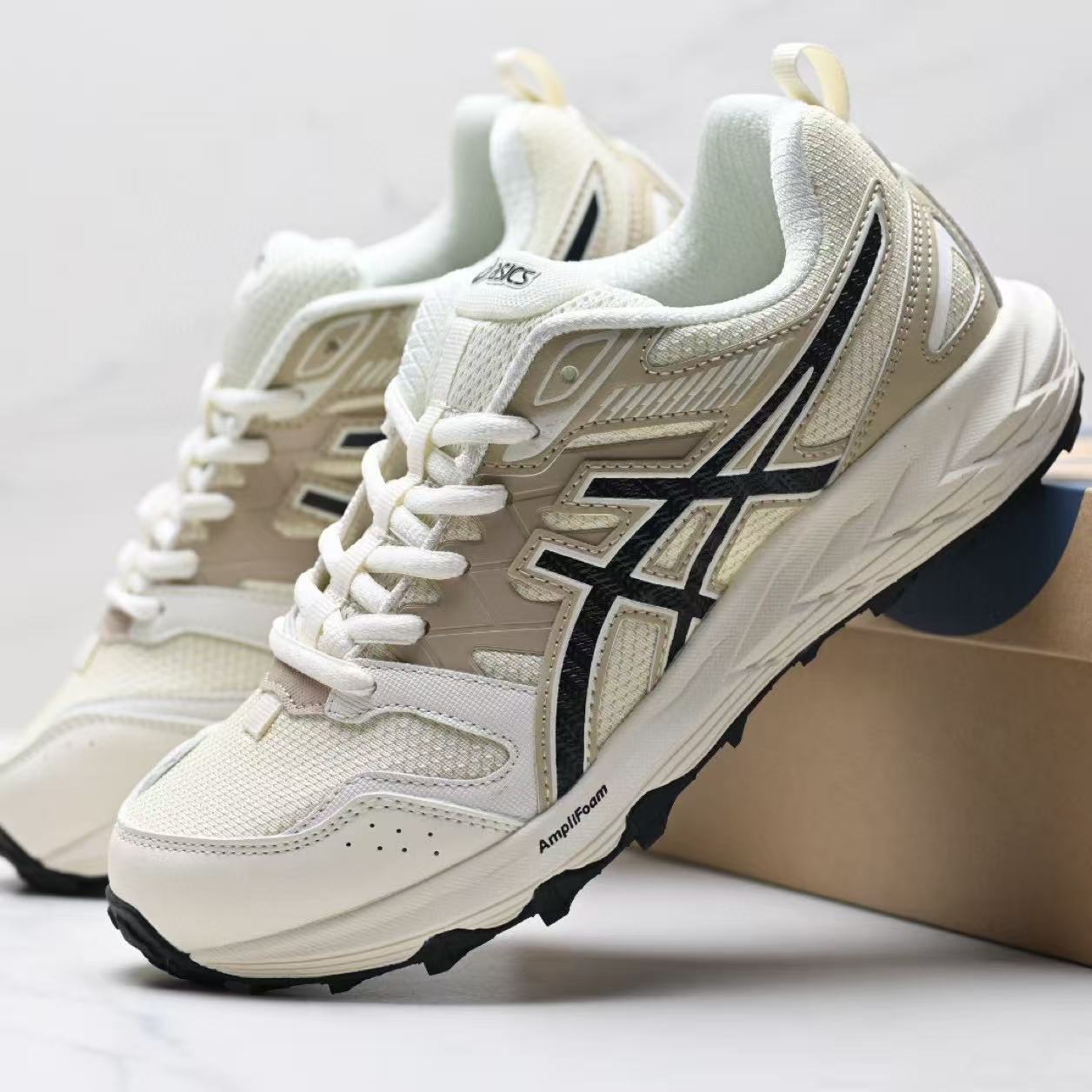 ASICS Gel-Sonoma