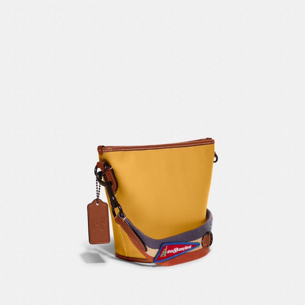 COAthtCH Classic handbags