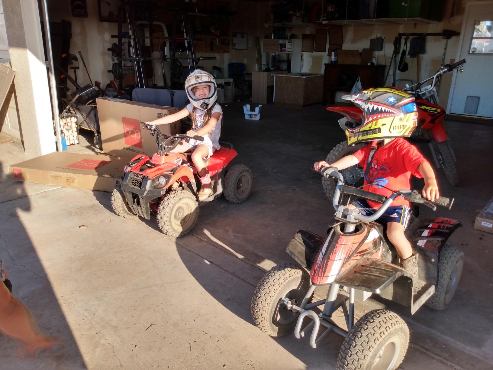 Razor Dirt Quad Electric Four-Wheeled Off-Road Vehicle