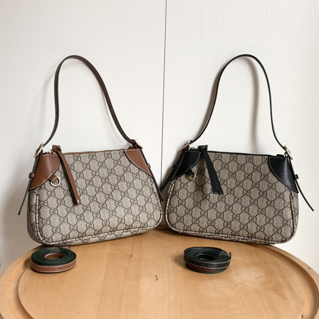 Gucci GG Supreme Hobo Shoulder Bag