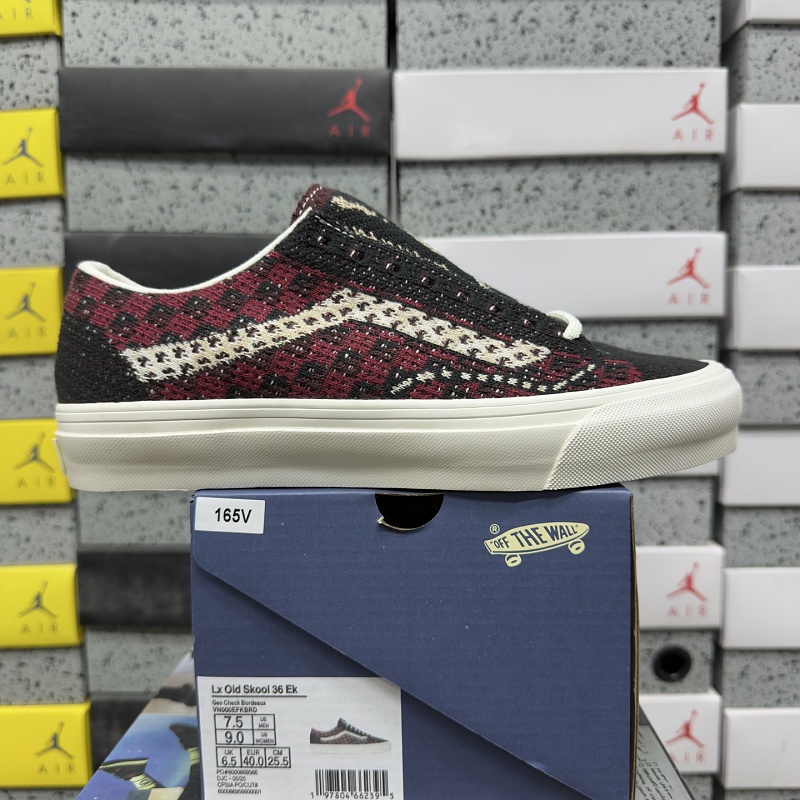 Vans Skool Burgundy Checker