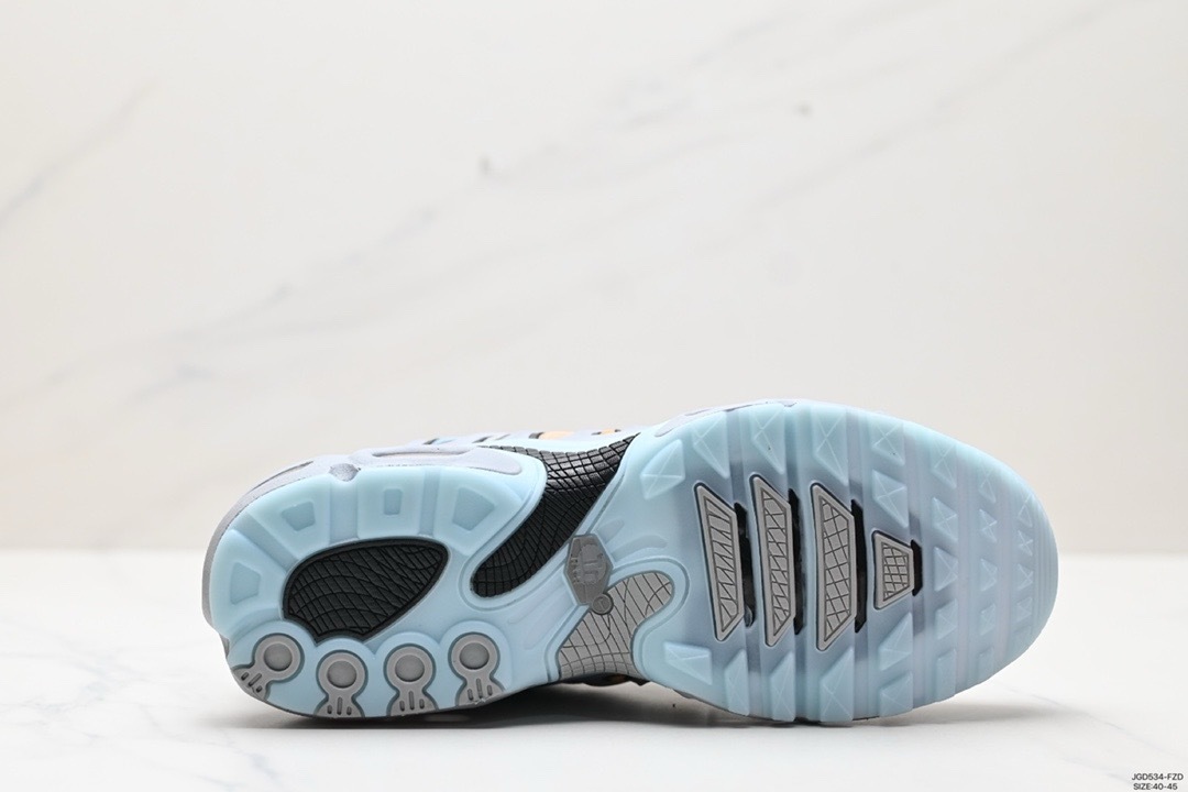 Air Max Plus Drift 96