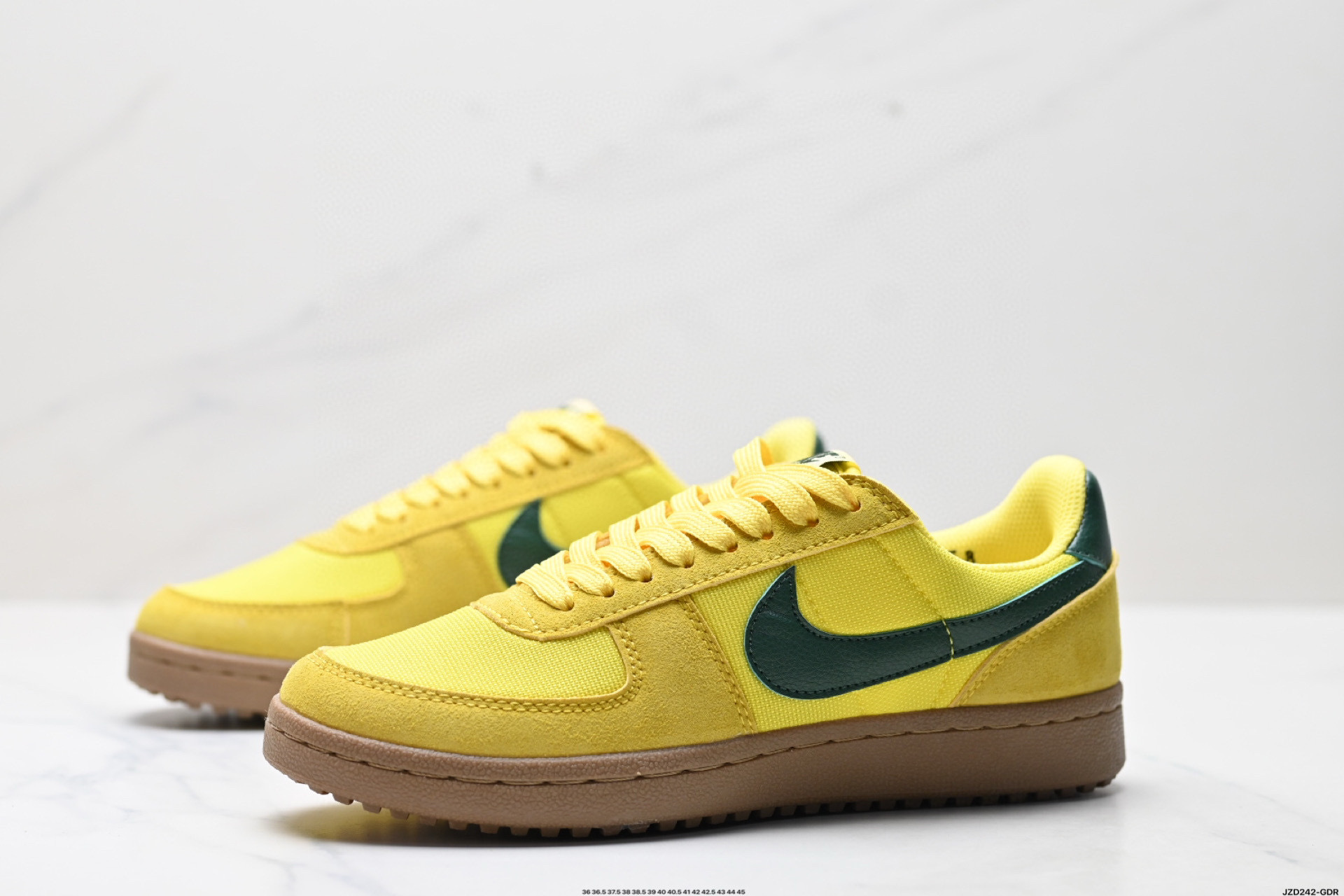 Nike Field General 82
