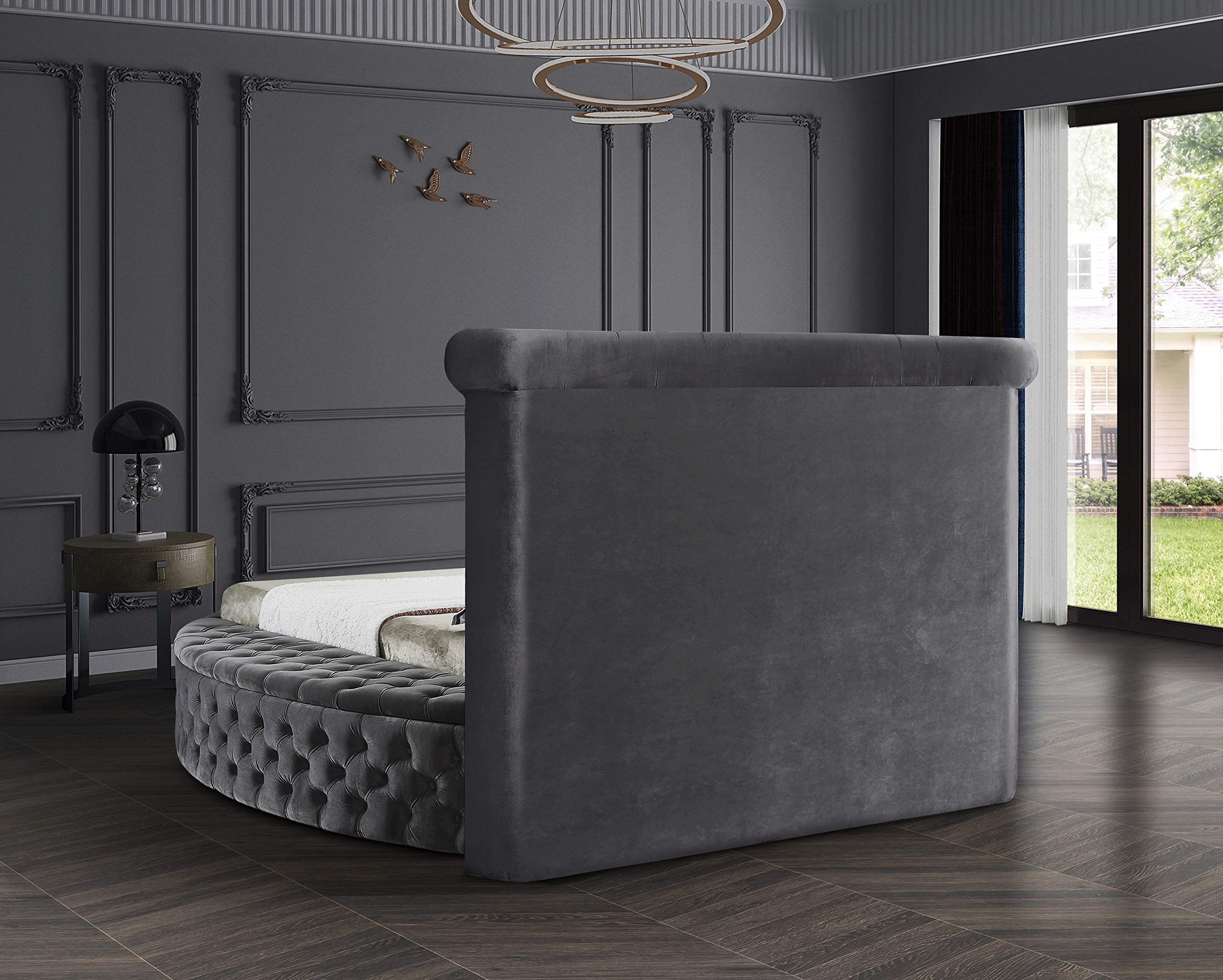 Contemporary Round Shaped Velvet Upholstered Bed with Deep