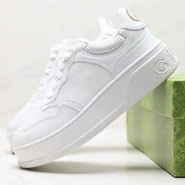 Gucci GG Supreme