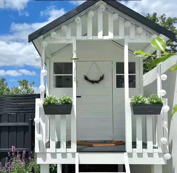Attached slide house