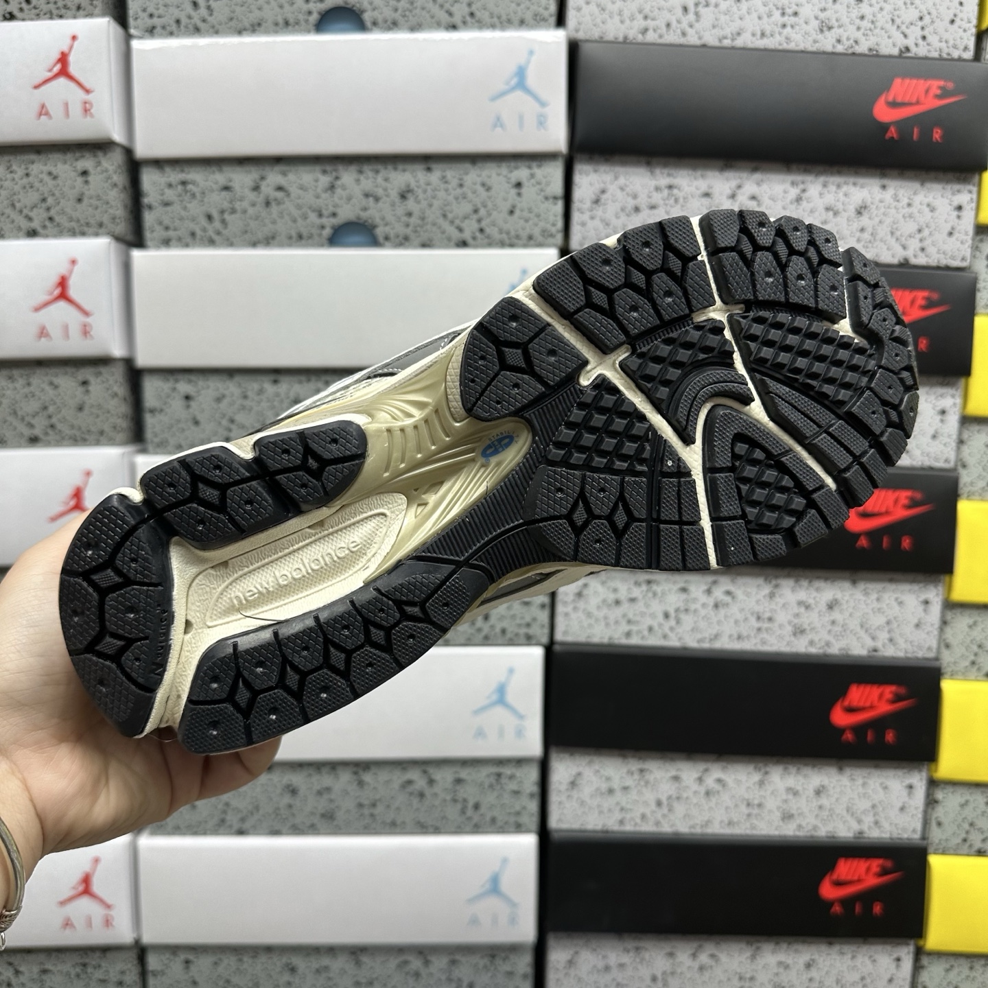 New Balance 1906 Sneakers detail 2