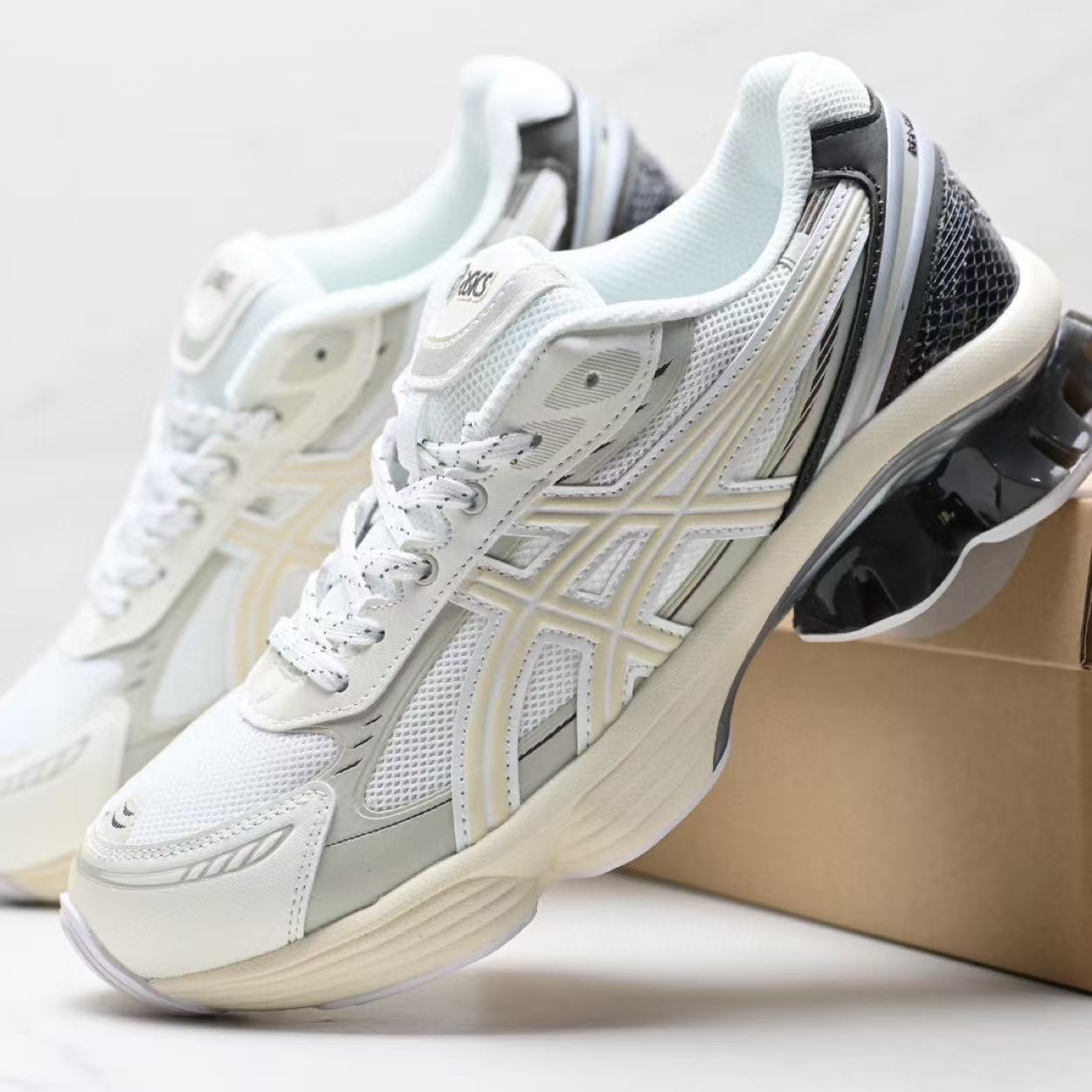 ASICS Gel-Kinetic Fluent