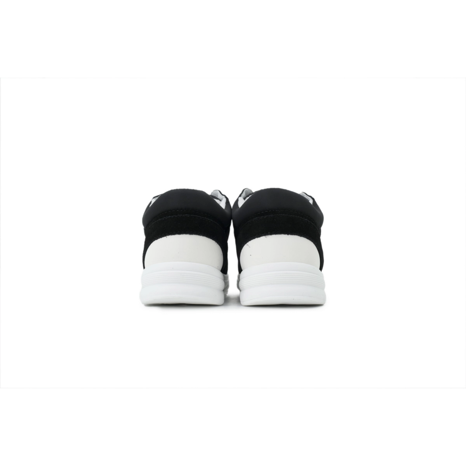 Chanel CC Logo Sneaker White Black