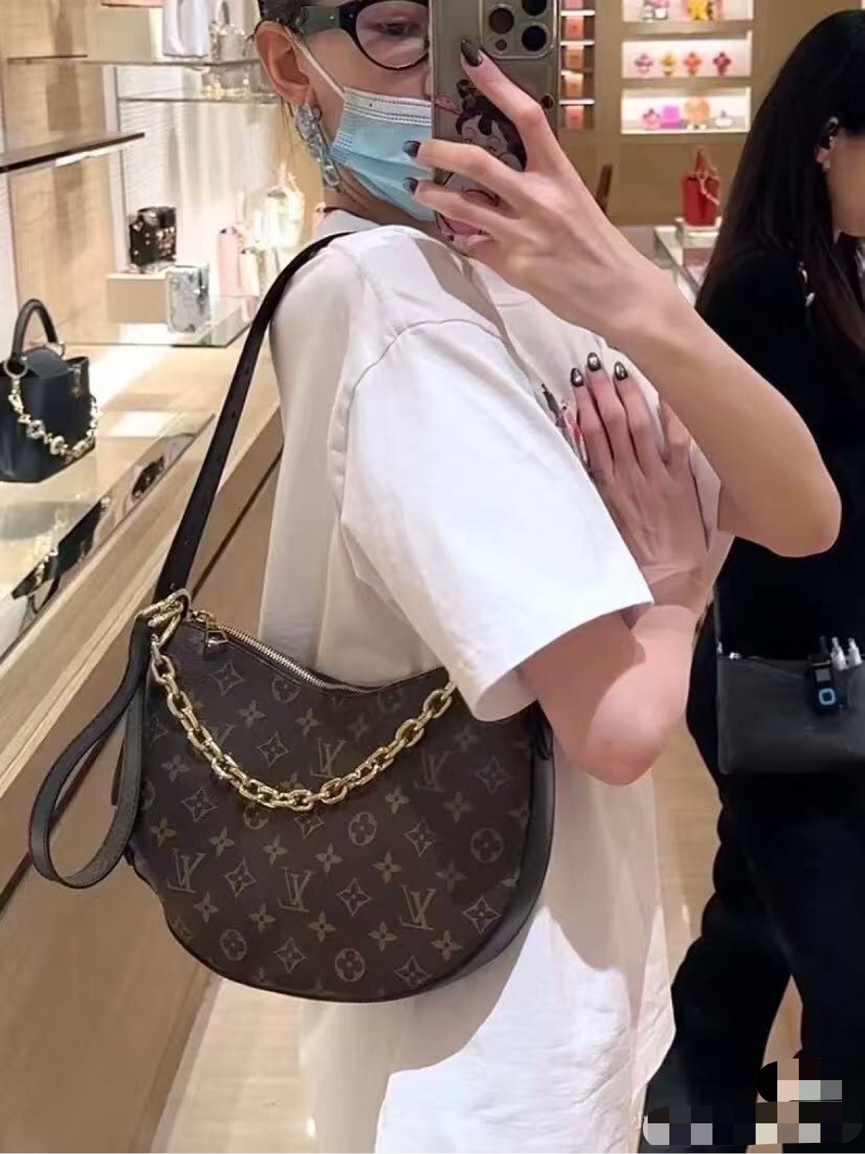Louis Vuitton M15056 Monogram