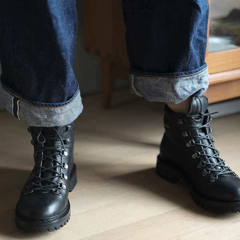 Outdoor hiking handmade cowhide mid-top boots