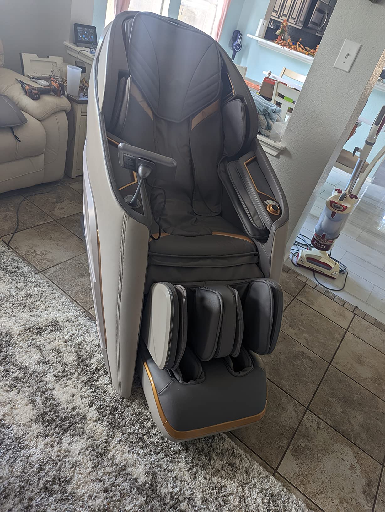 iRest 2023 4D Massage Chair Recliner