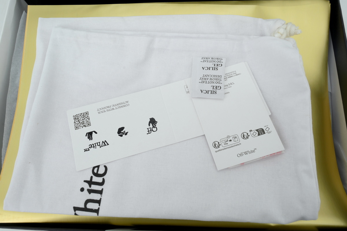 Off-White Be Right Back Beige Red Blue Yellow OMIA289F 25LEA001 0057