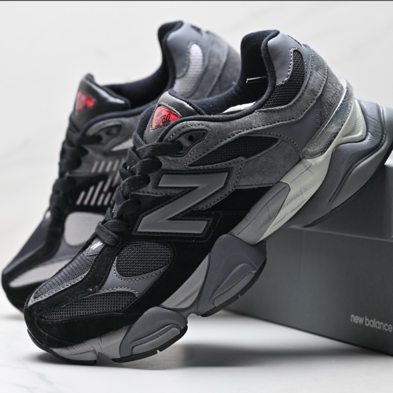 New Balance 9060