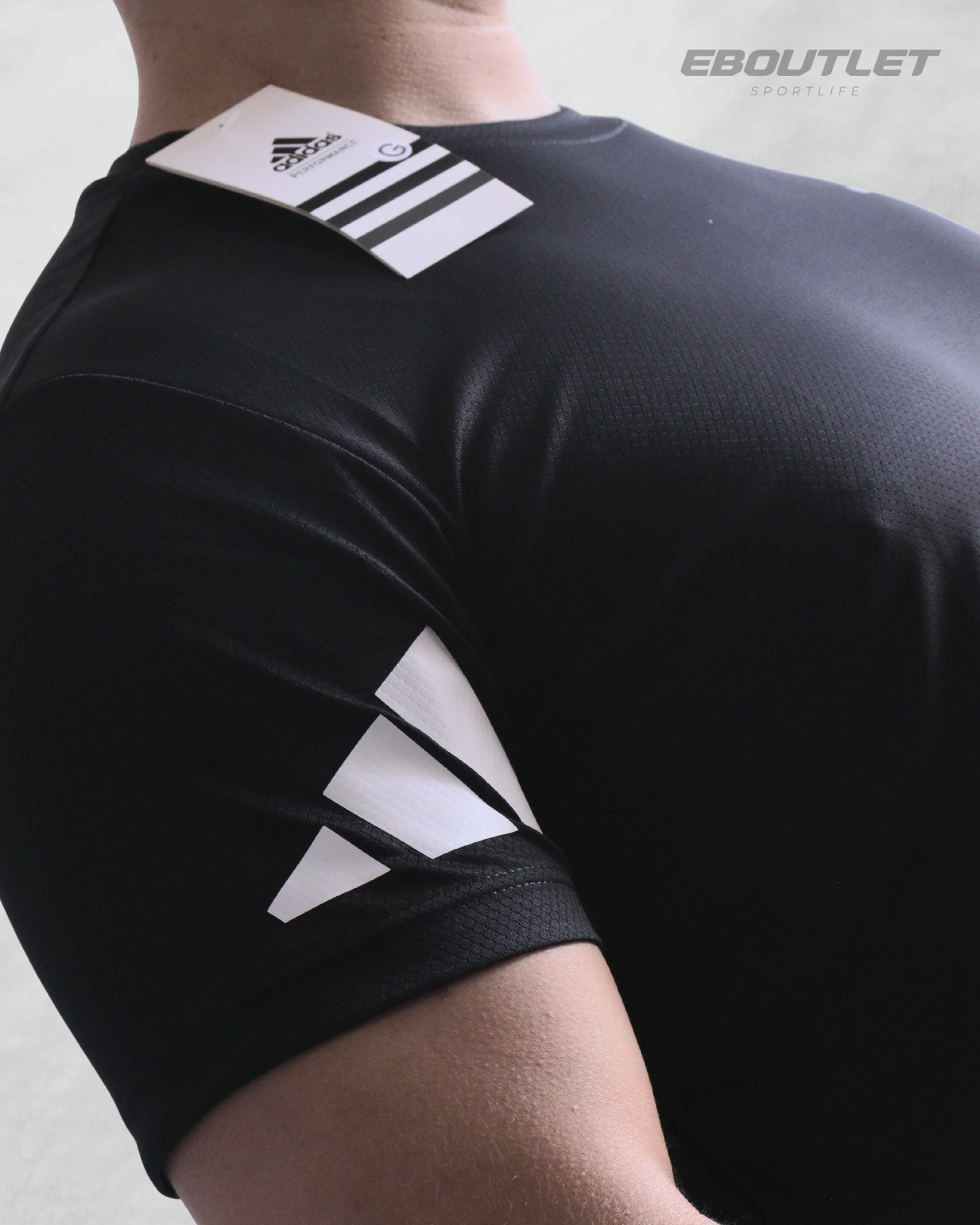 Conjunto Dri-Fit: Camiseta + Shorts -