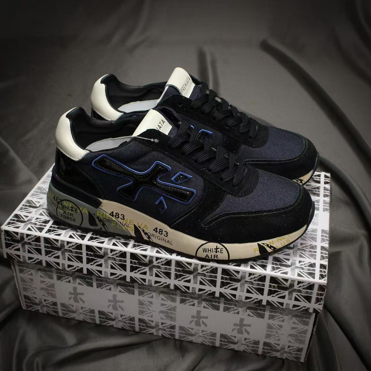 On Lander Trainers